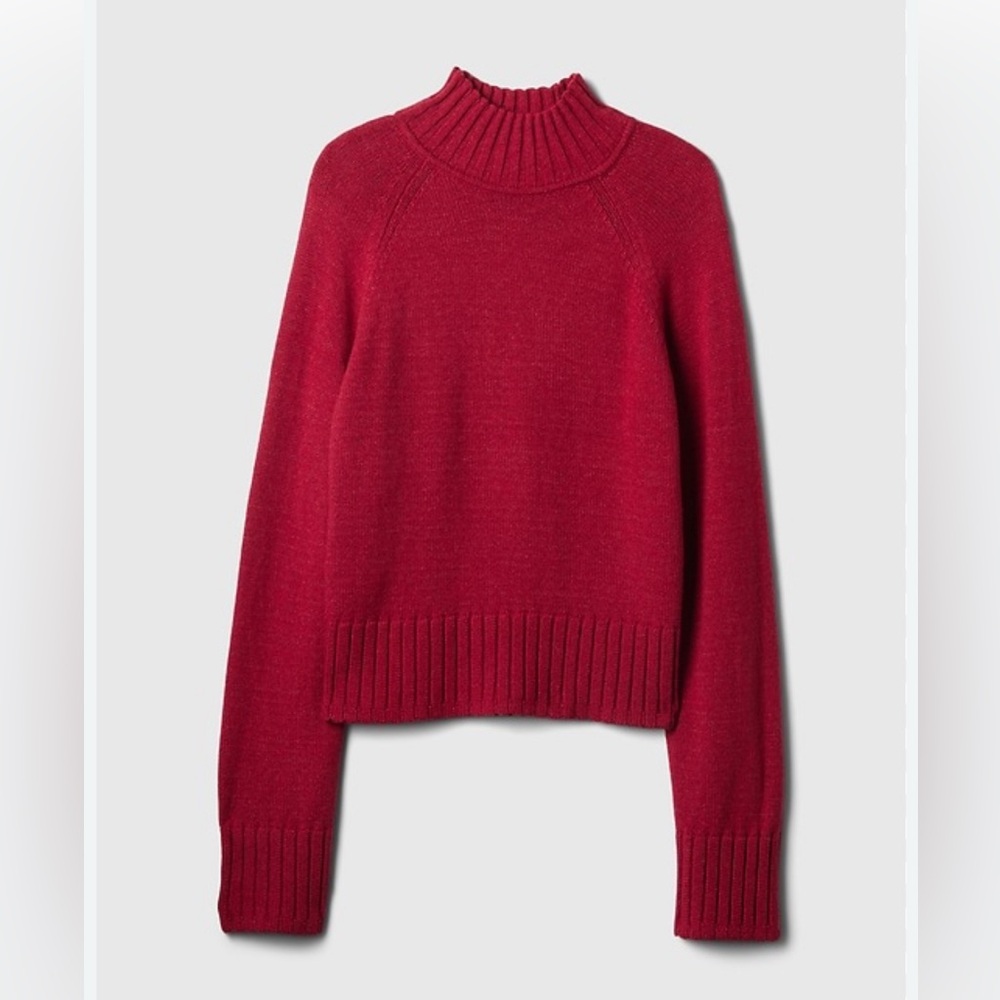 Gap sweater